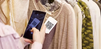 card qr code textile